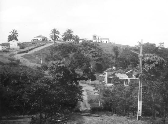 005-nambvindozala.jpg (831378 bytes)