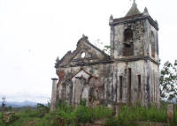 tk-004-2004-nambuangongo-angola.jpg (74298 bytes)